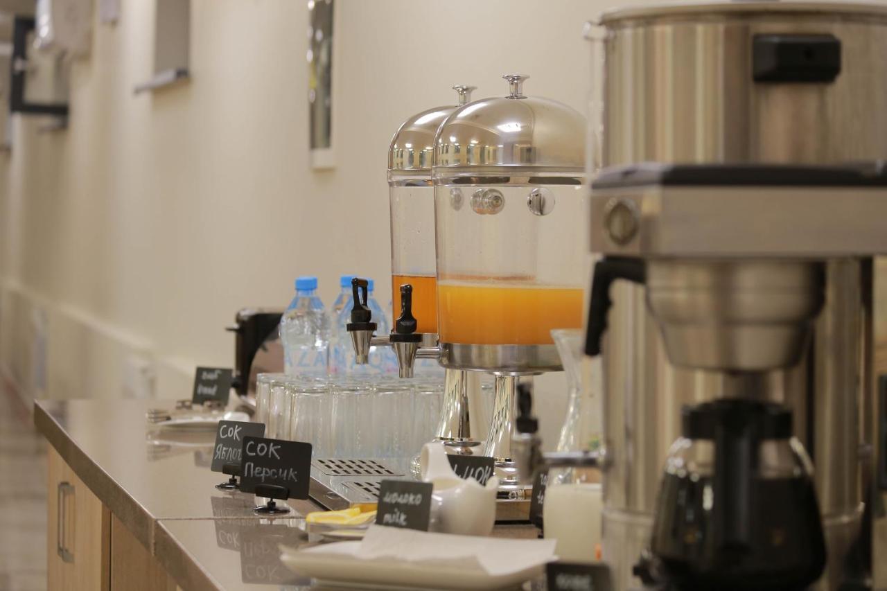 Hotel Infinity Plaza Block 1 Atyraū Zewnętrze zdjęcie